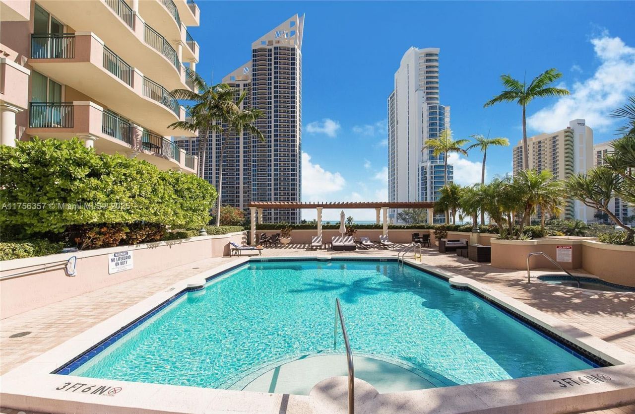 17555 Atlantic Blvd, Unit 606, Sunny Isles Beach, FL 33160 Photo