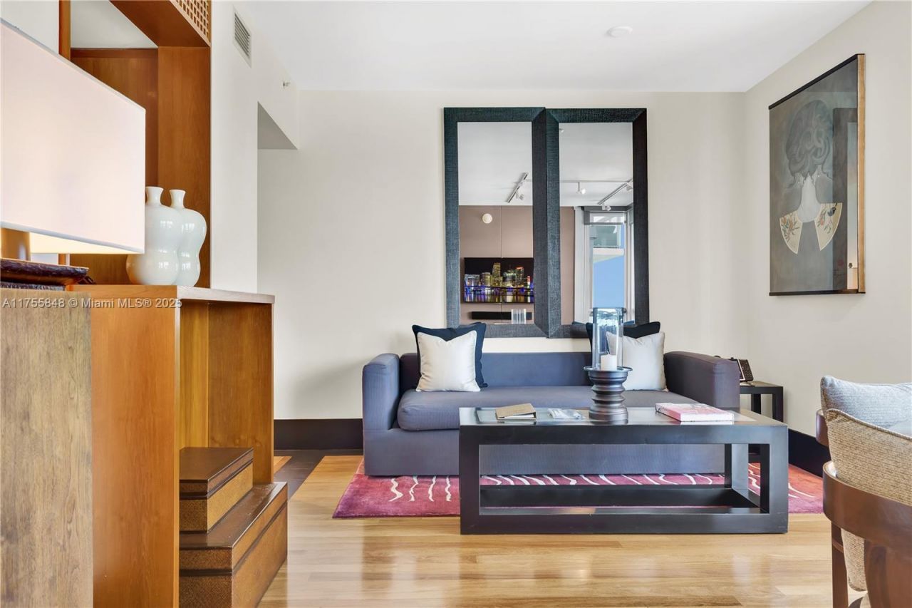 101 20, Unit 1803/5, Miami Beach, FL 33139 Photo