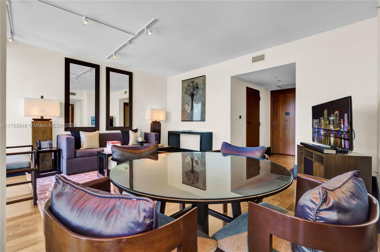 101 20, Unit 1803/5, Miami Beach, FL 33139 Photo