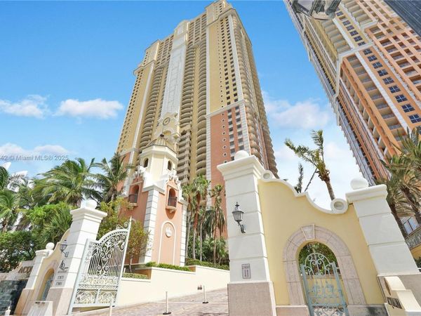 17875 Collins Ave, Unit 3605, Sunny Isles Beach, FL 33160