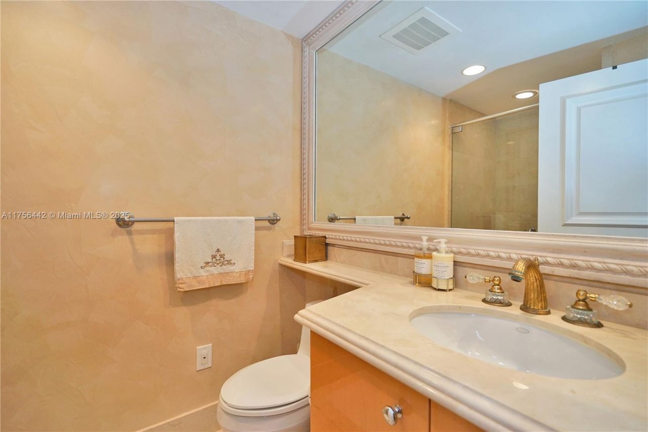 17875 Collins Ave, Unit 3605, Sunny Isles Beach, FL 33160 Photo