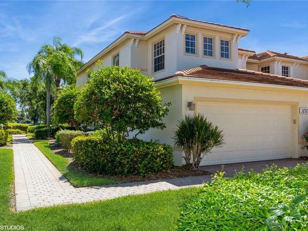 3010 MEANDERING WAY, Unit 101, FORT MYERS, FL 33905