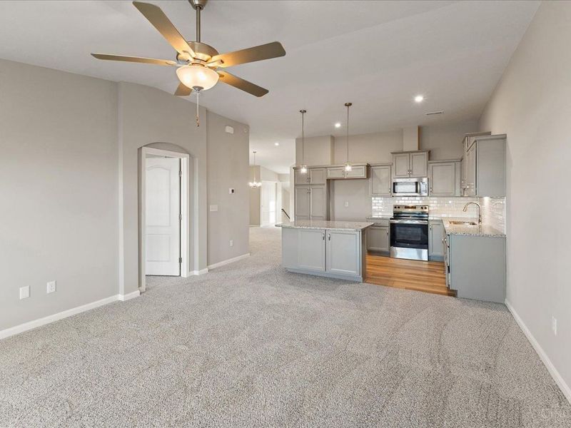 437 Bethpage Way, Unit 7-303, Turtle Creek Twp, OH 45036 Photo 7