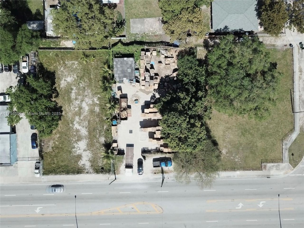 3013 NW 54th St, Miami, FL 33142 Photo