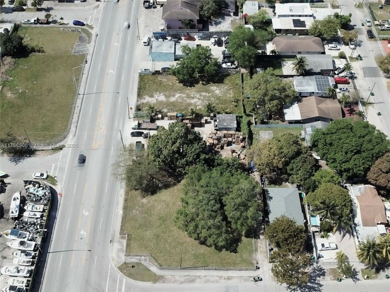 3013 NW 54th St, Miami, FL 33142 Photo