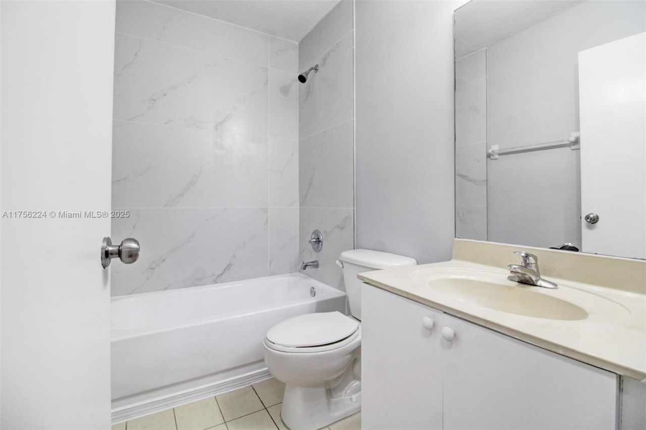 1615 SE 30th St, Unit 1615, Homestead, FL 33035 Photo