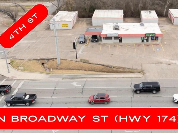 210 N Broadway Street, Joshua, TX 76058