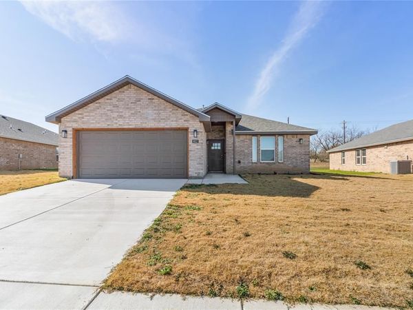 812 Bella Boulevard, Coleman, TX 76834