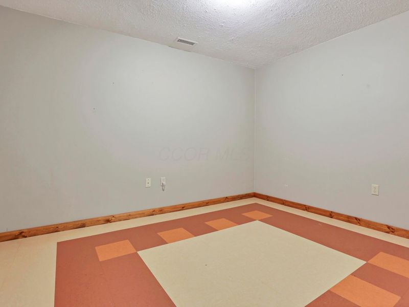 14105 Portie Flamingo Road, Corning, OH 43730 Photo 40