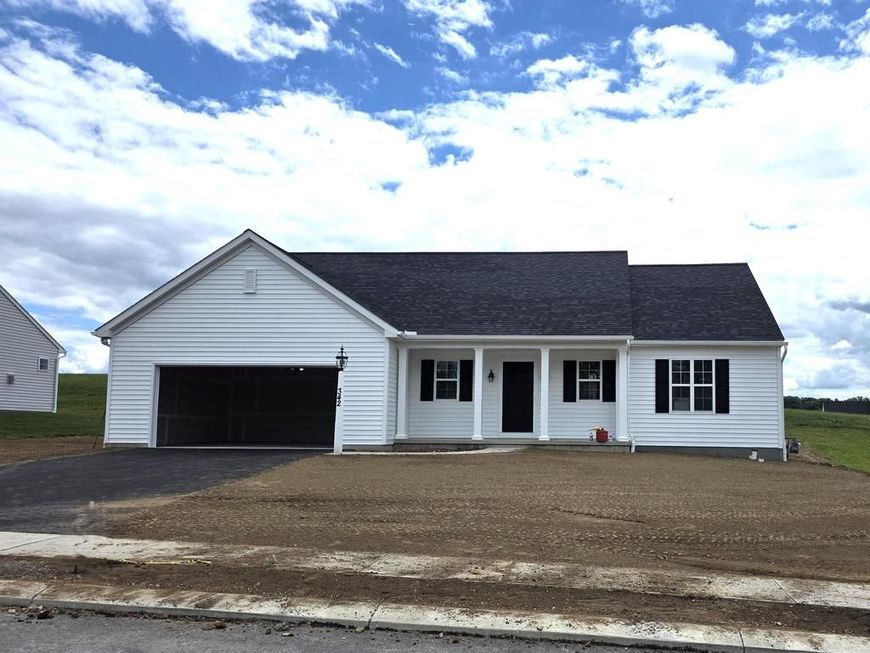 342 Lloyds Lane, York, PA 17406 Main Photo