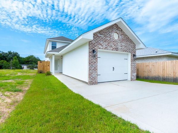 110 2nd Avenue, Shalimar, FL 32579