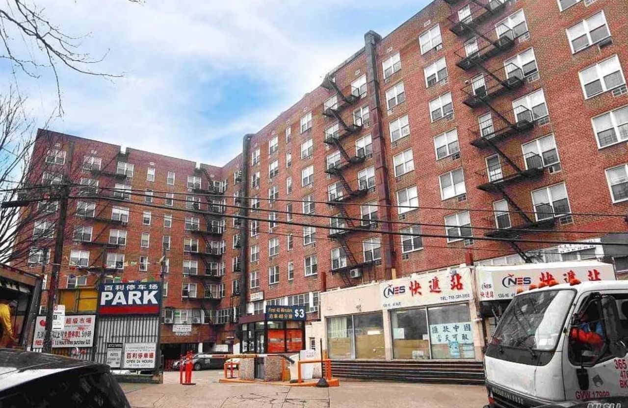 41-25 Kissena Blvd, Unit 6HH, Flushing, NY 11355 Main Photo