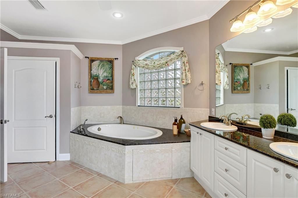 4402 SW 12th Pl, Cape Coral, FL 33914 Photo
