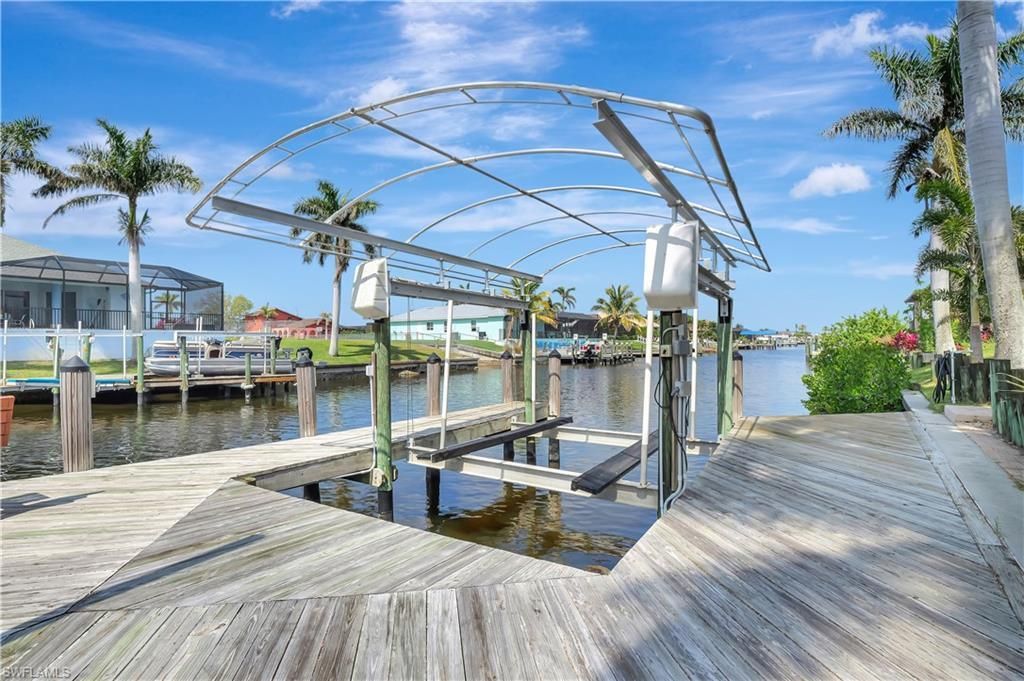 4402 SW 12th Pl, Cape Coral, FL 33914 Photo