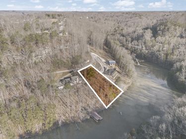 649 Cliffs Edge Road, East Bernstadt, KY 40729