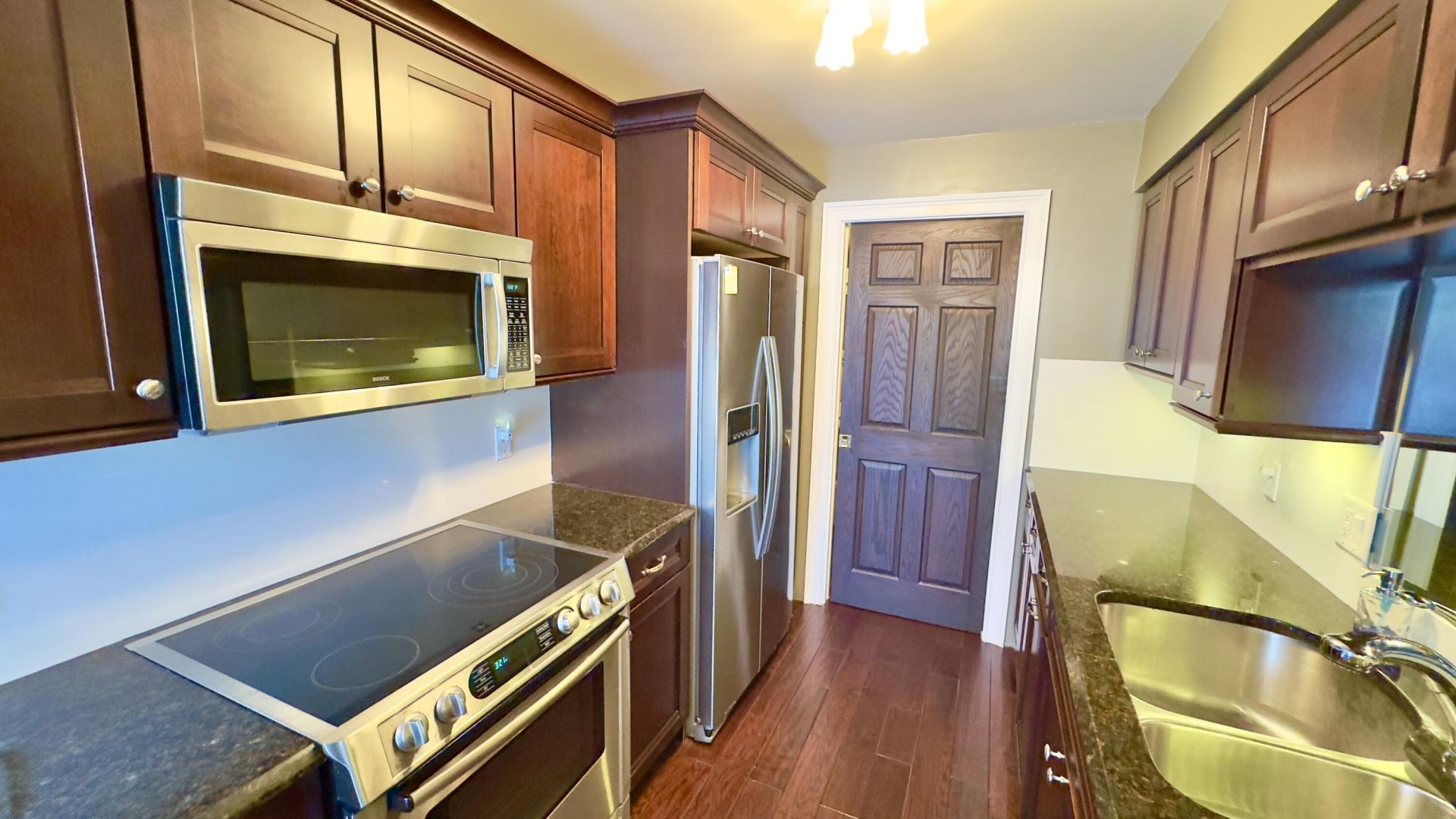 102 Half Moon Circle, Unit F2, Hypoluxo, FL 33462 Photo