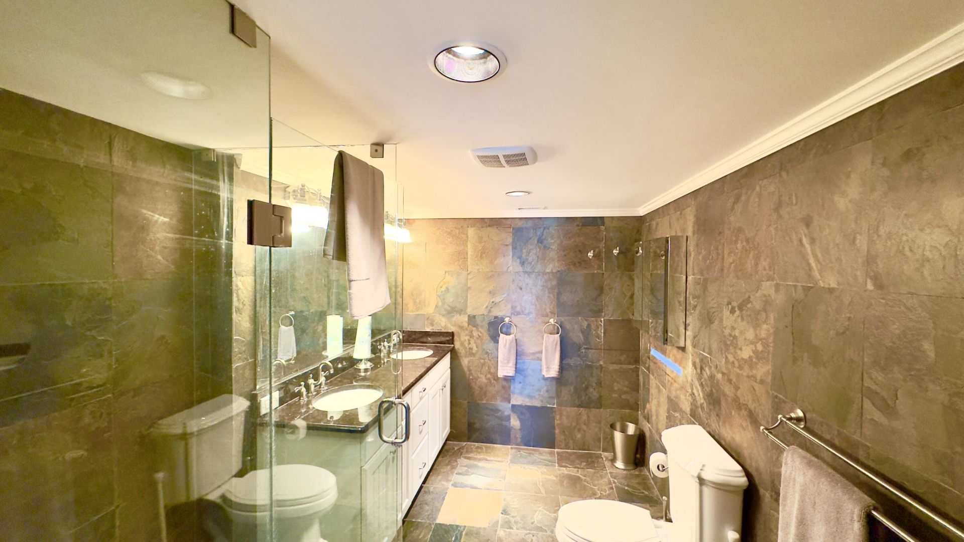 102 Half Moon Circle, Unit F2, Hypoluxo, FL 33462 Photo