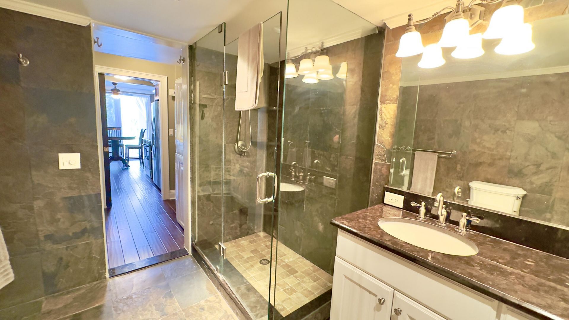 102 Half Moon Circle, Unit F2, Hypoluxo, FL 33462 Photo