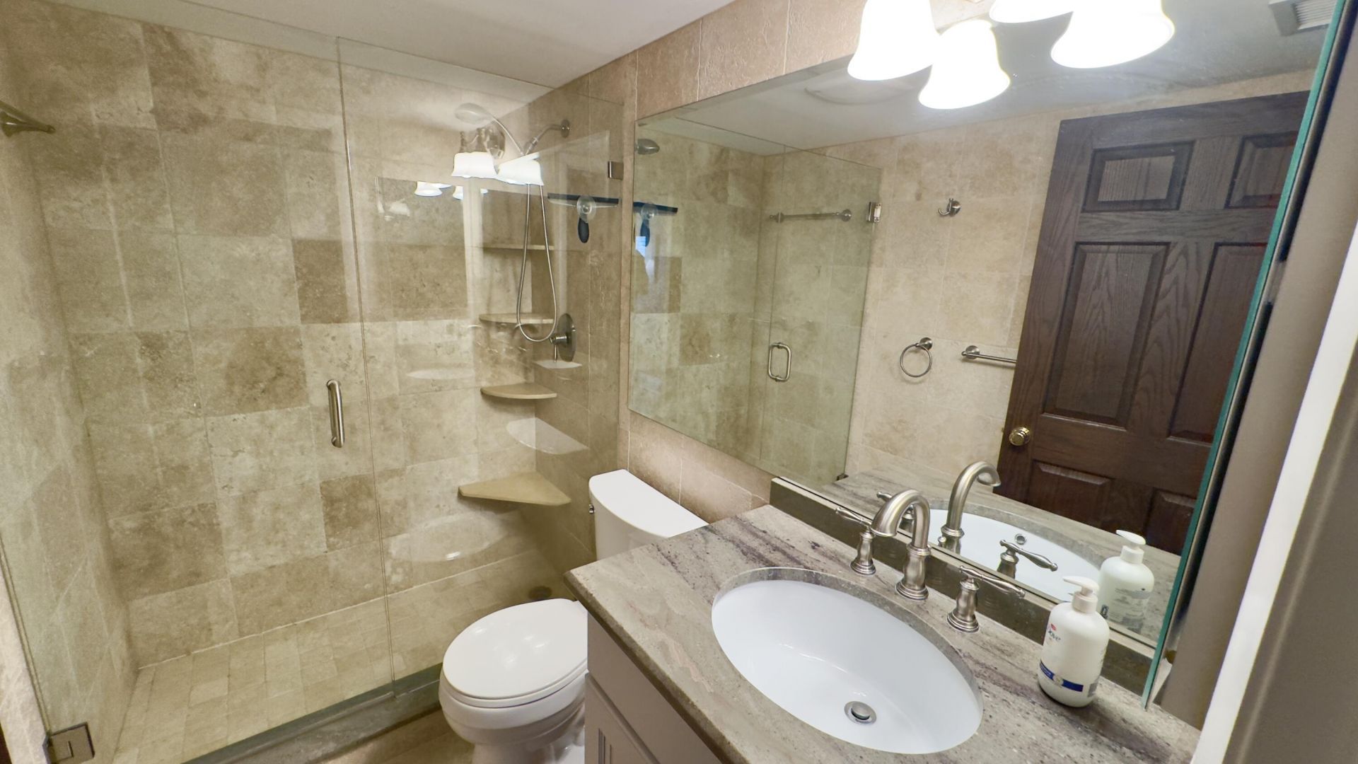 102 Half Moon Circle, Unit F2, Hypoluxo, FL 33462 Photo