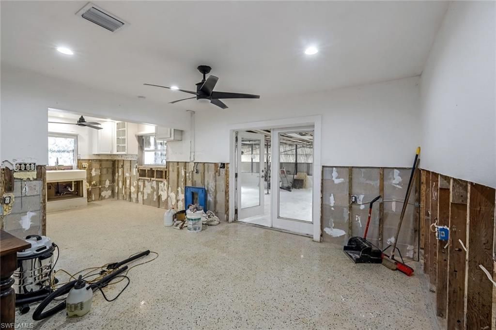 260 Sterling Ave, Fort Myers Beach, FL 33931 Photo