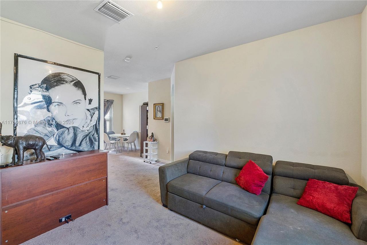 142 SE 28th Ter, Unit 11, Homestead, FL 33033 Photo