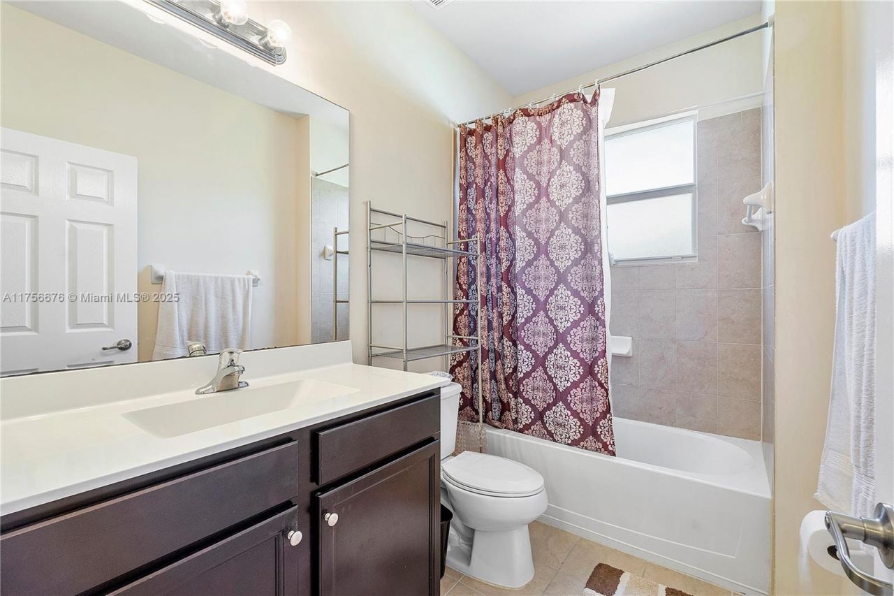 142 SE 28th Ter, Unit 11, Homestead, FL 33033 Photo