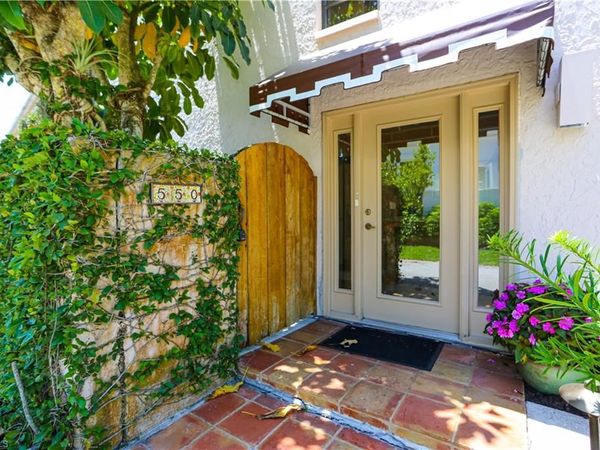 550 3rd AVE N, NAPLES, FL 34102