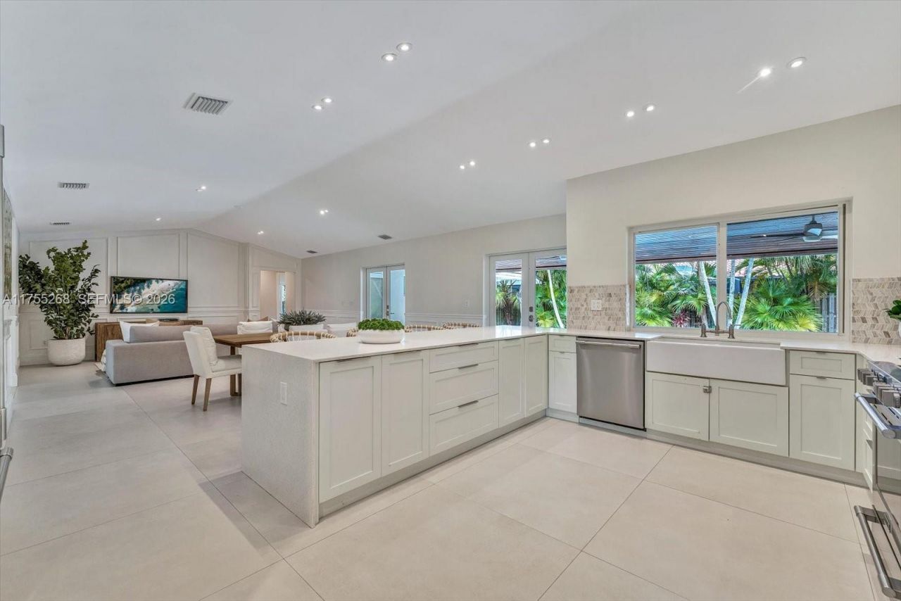 8513 SW 169 Ter, Palmetto Bay, FL 33157 Photo