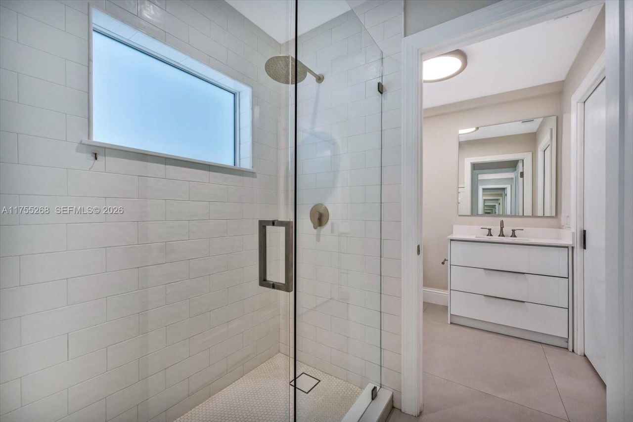 8513 SW 169 Ter, Palmetto Bay, FL 33157 Photo