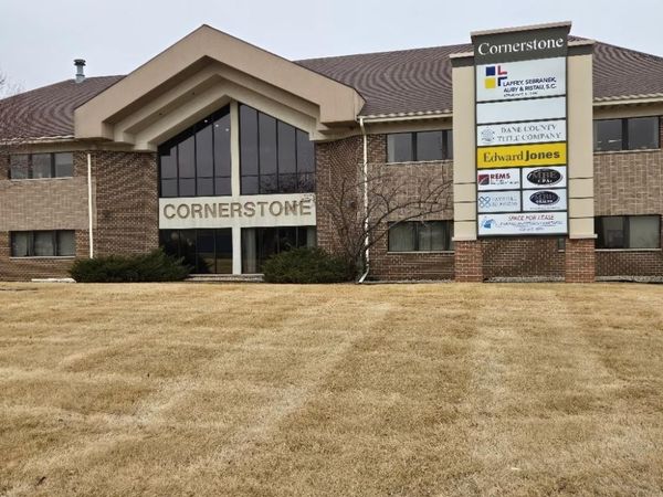 100 Wilburn Road, Sun Prairie, WI 53590