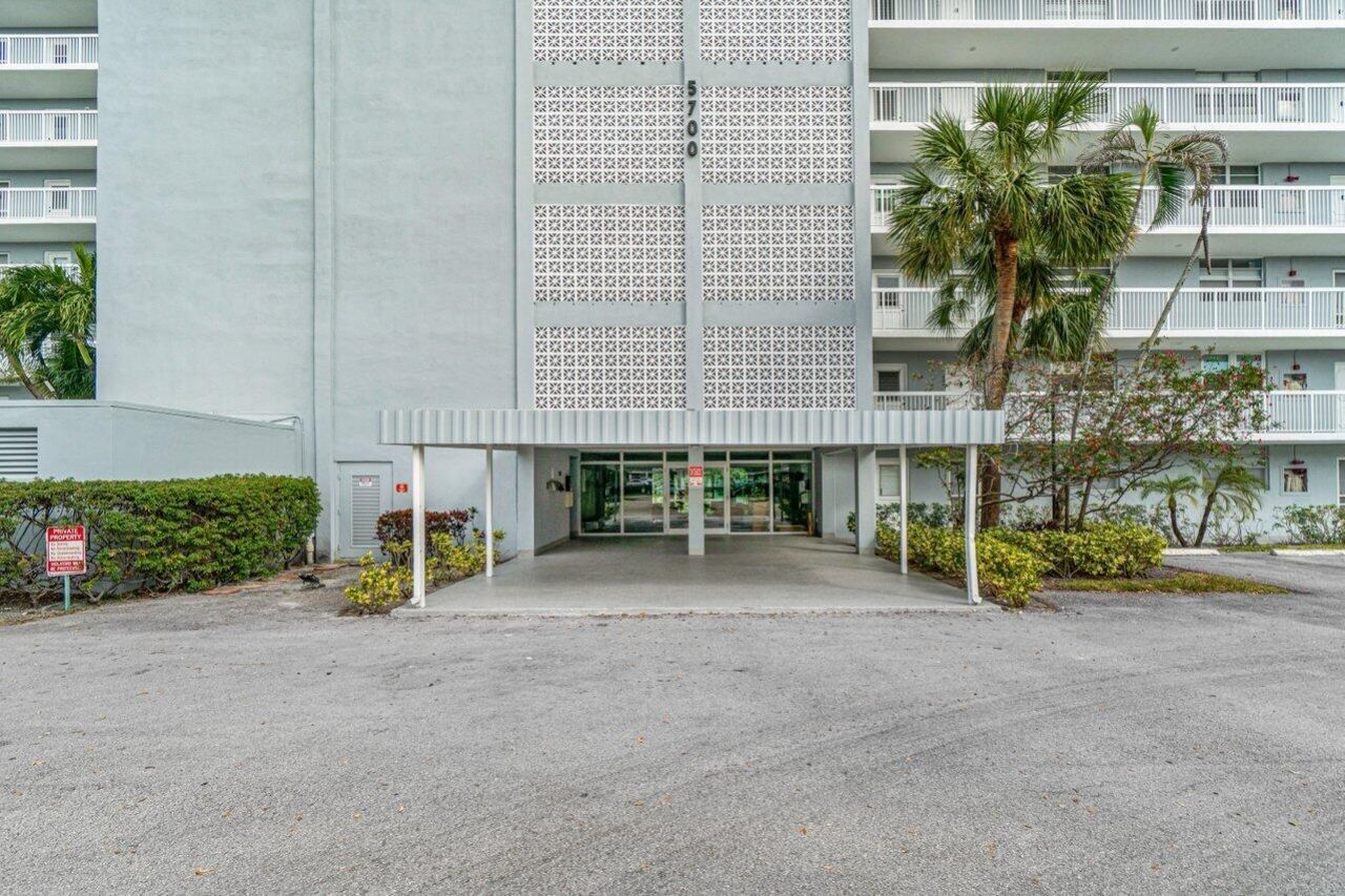 5700 NW 2nd Avenue, Unit 401, Boca Raton, FL 33487 Photo