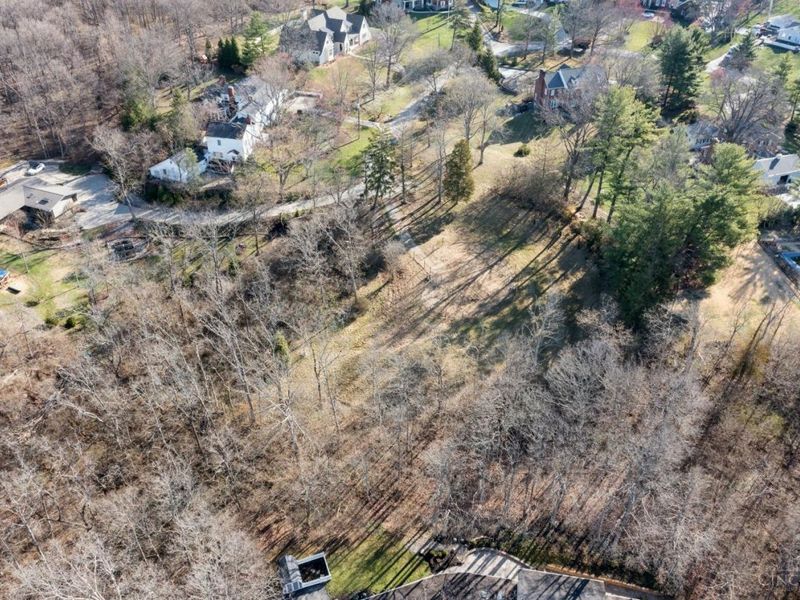 5995 Crabtree Lane, Indian Hill, OH 45243 Photo 32