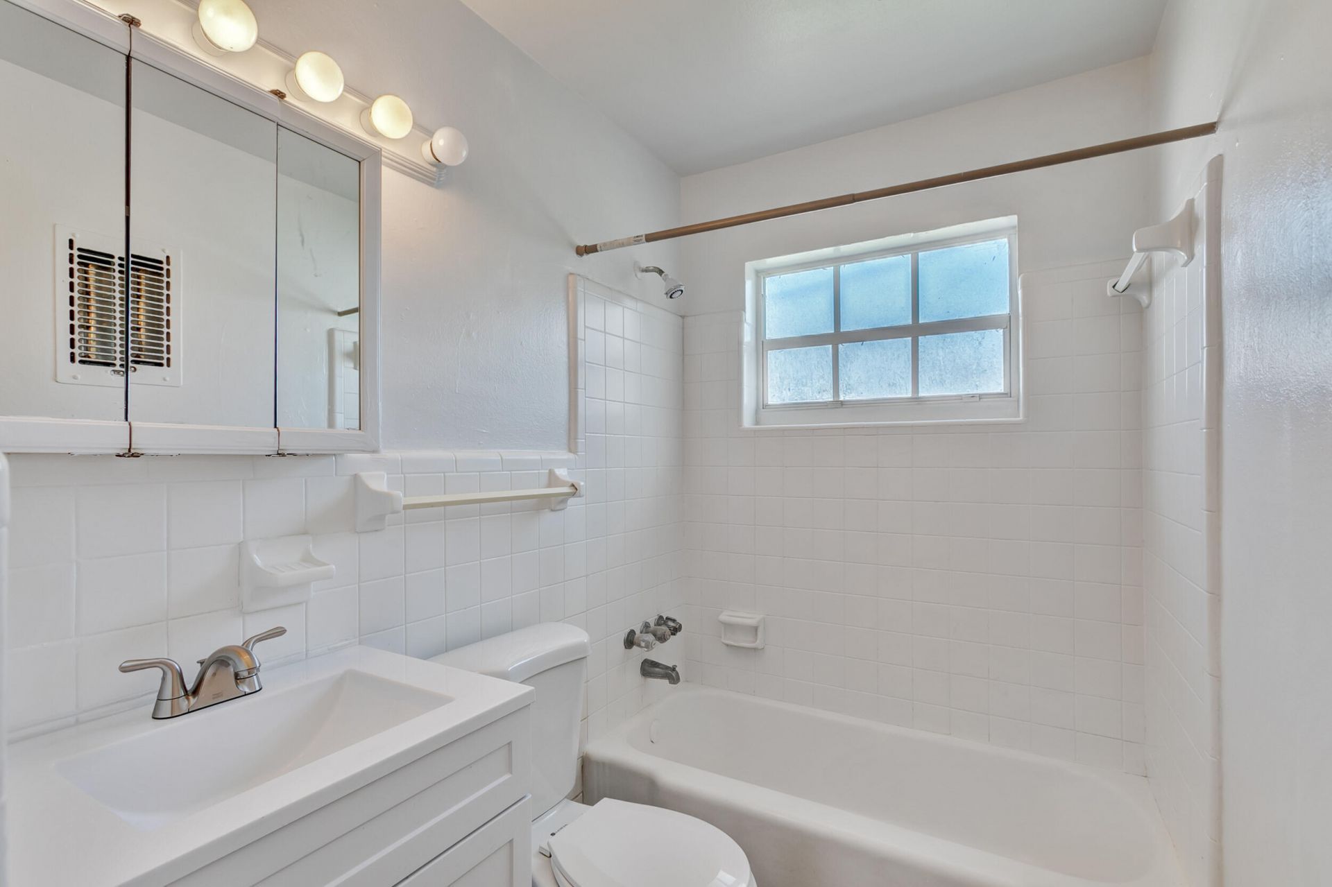 451 Silver Beach Road, Unit 1, Riviera Beach, FL 33403 Photo