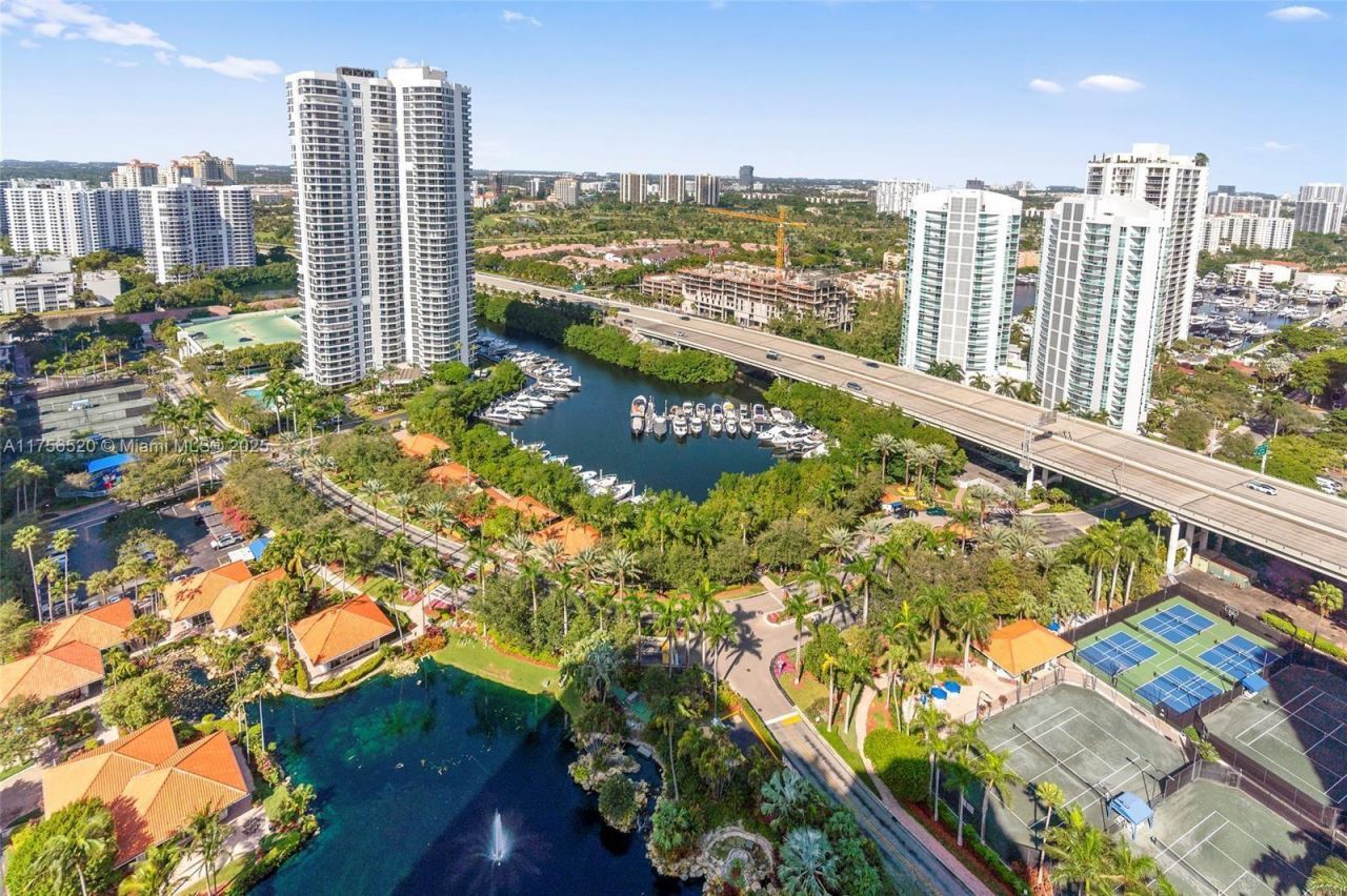 19195 NE 36th Ct, Unit 1803, Aventura, FL 33180 Photo