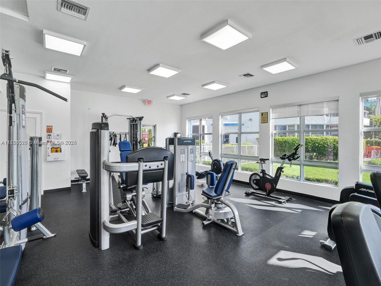 19195 NE 36th Ct, Unit 1803, Aventura, FL 33180 Photo