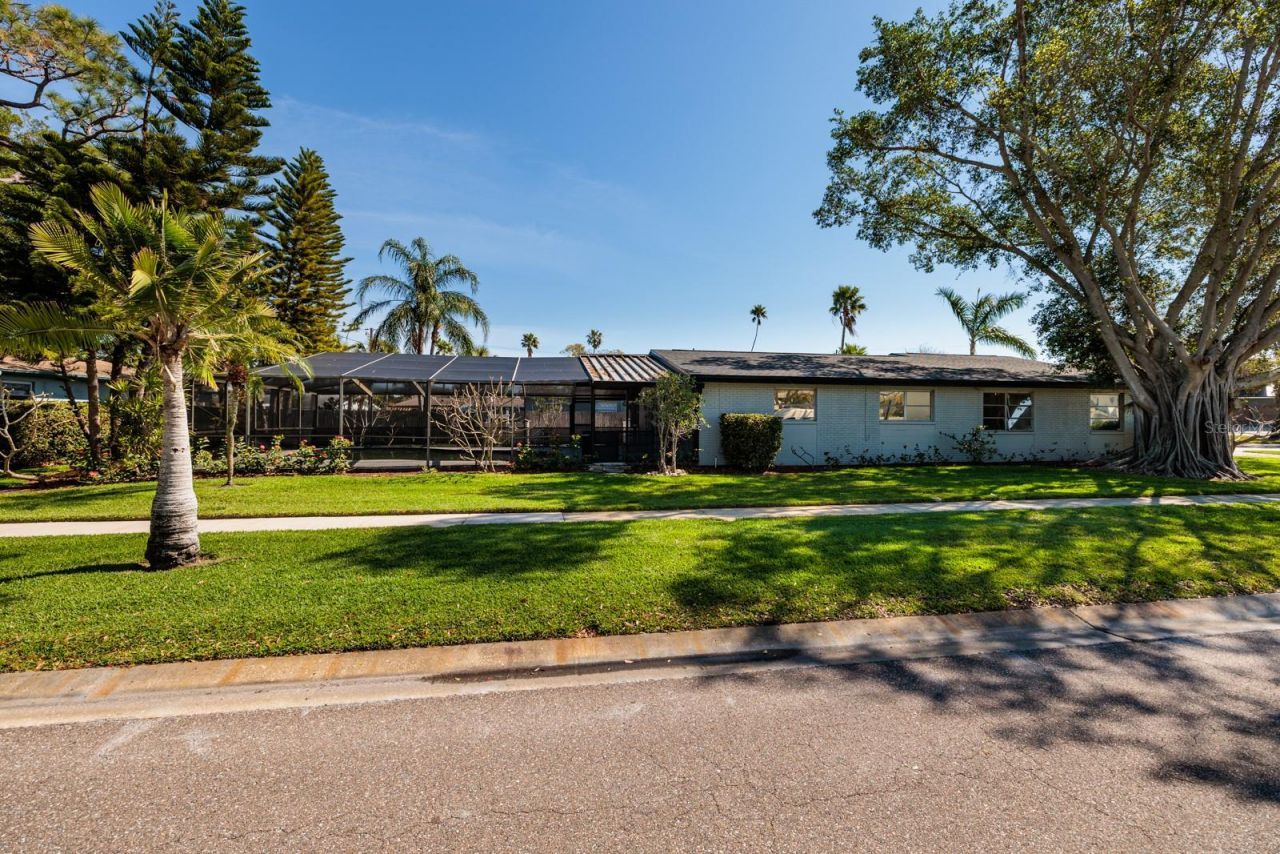 5500 Bayou Grande Boulevard Ne, Saint Petersburg, FL 33703 Photo