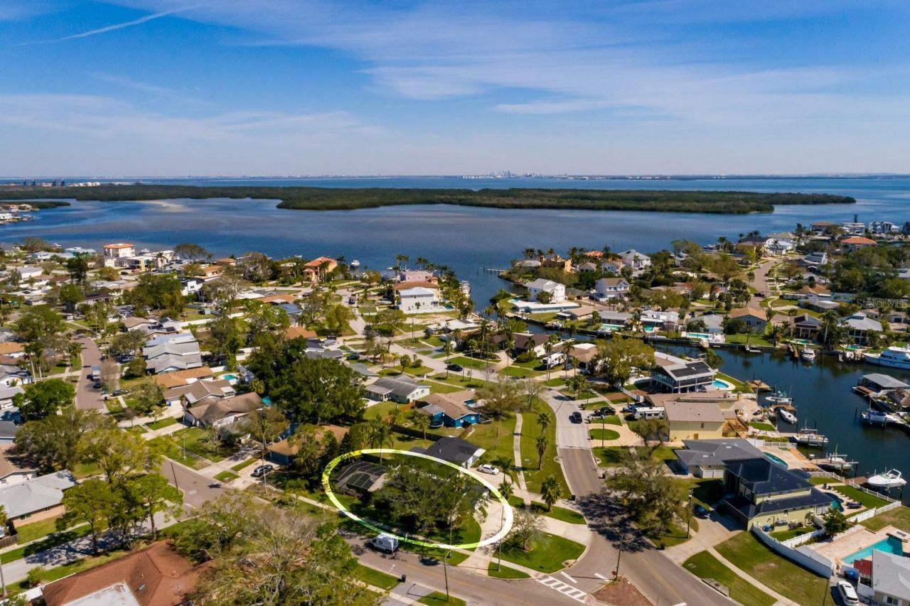 5500 Bayou Grande Boulevard Ne, Saint Petersburg, FL 33703 Photo