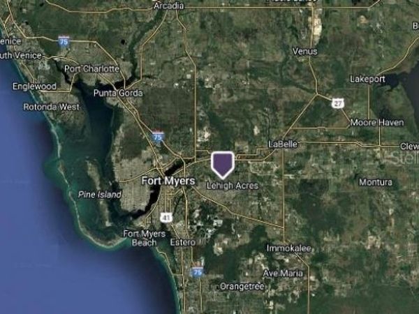 2008 DIXIE WAY, LEHIGH ACRES, FL 33972