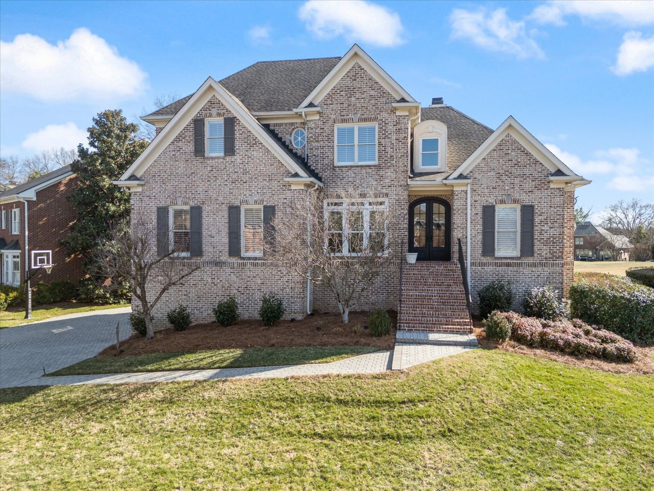566 Midway Cir, Brentwood, TN 37027 Main Photo