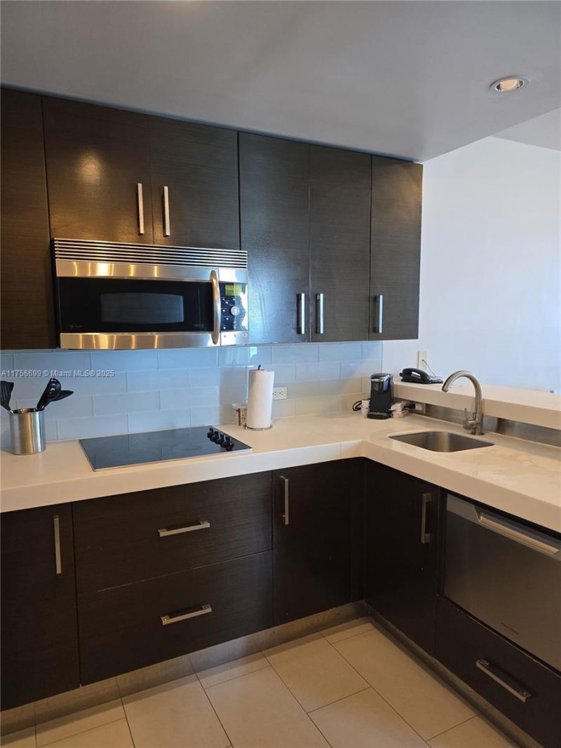 17315 Collins Ave, Unit 1402, Sunny Isles Beach, FL 33160 Photo