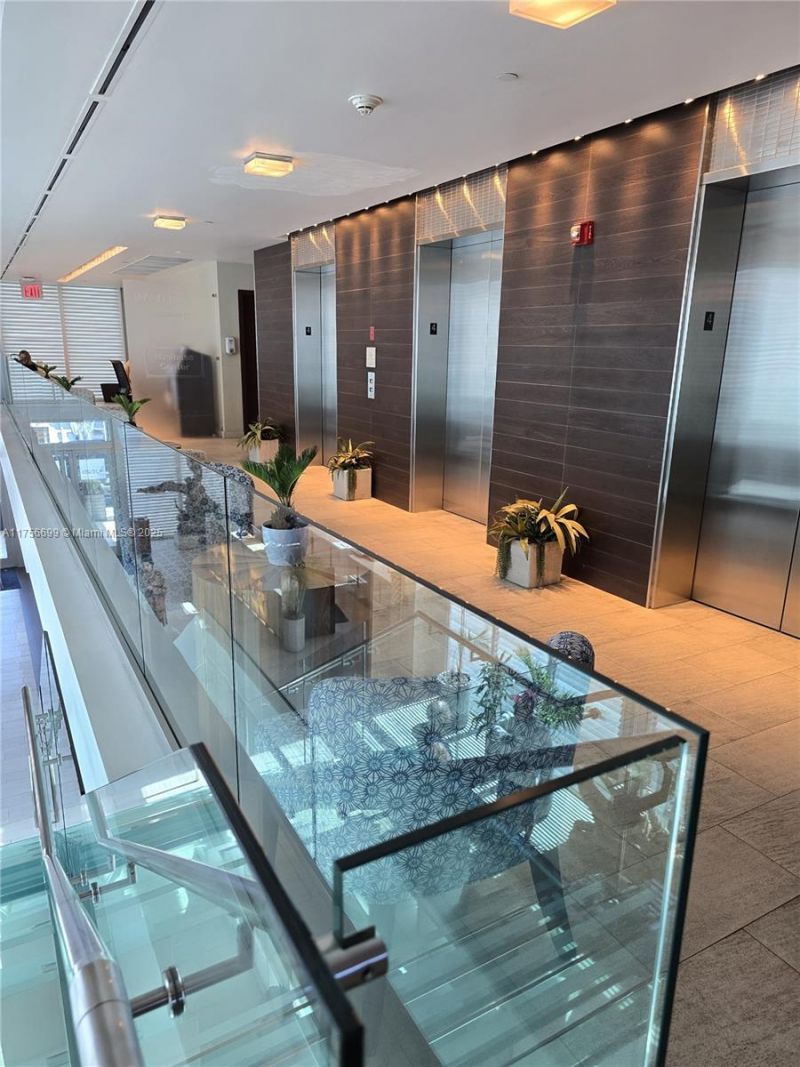 17315 Collins Ave, Unit 1402, Sunny Isles Beach, FL 33160 Photo