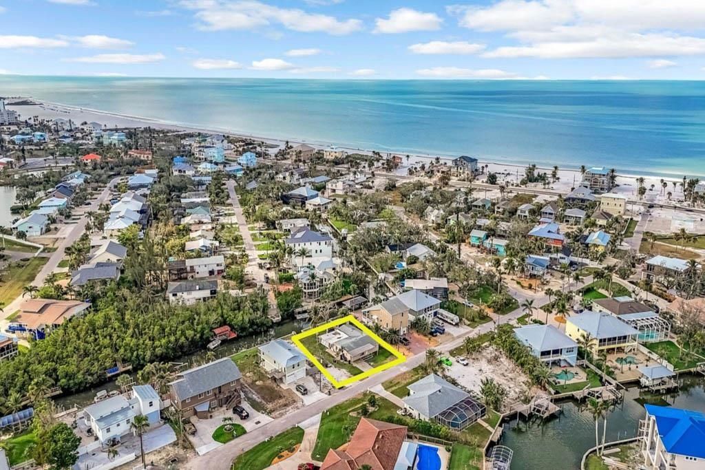 260 Sterling Ave, Fort Myers Beach, FL 33931 Photo