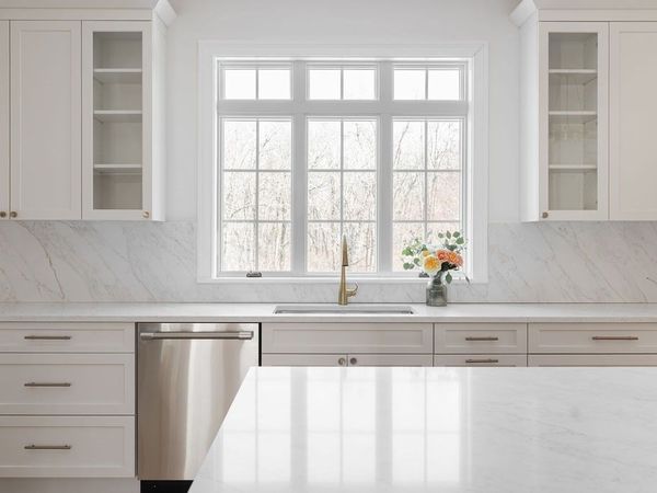 41 Winter St, Reading, MA 01867