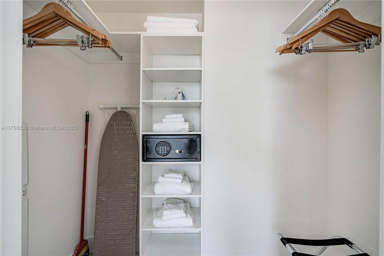 4010 S Ocean Dr, Unit R1609, Hollywood, FL 33019 Photo