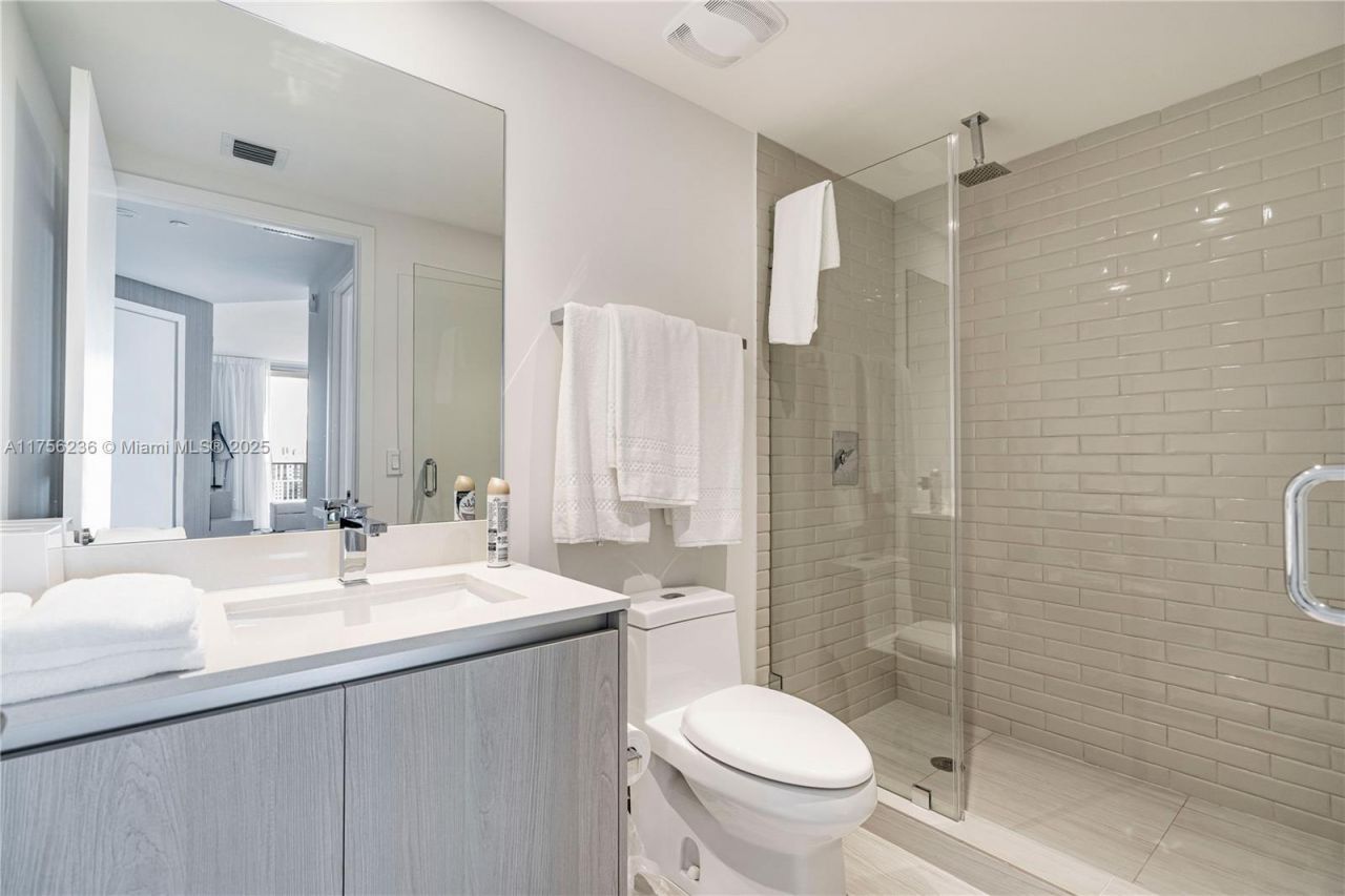 4010 S Ocean Dr, Unit R1609, Hollywood, FL 33019 Photo