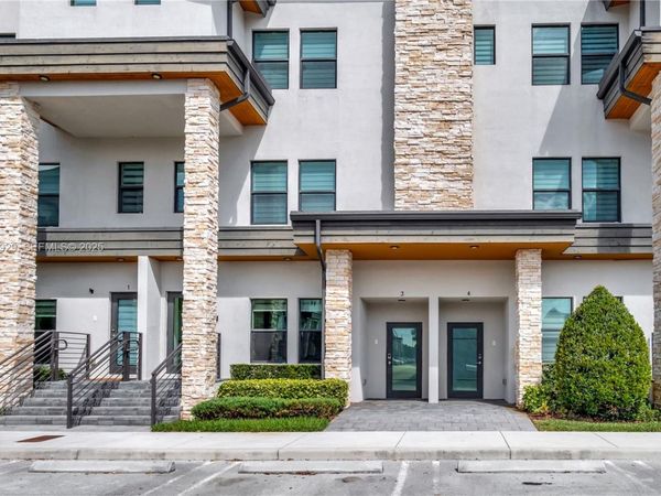 10473 NW 82nd St, Unit 3, Doral, FL 33178
