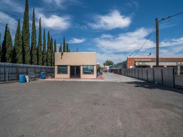 6001 Stockton Boulevard, Sacramento, CA 95824