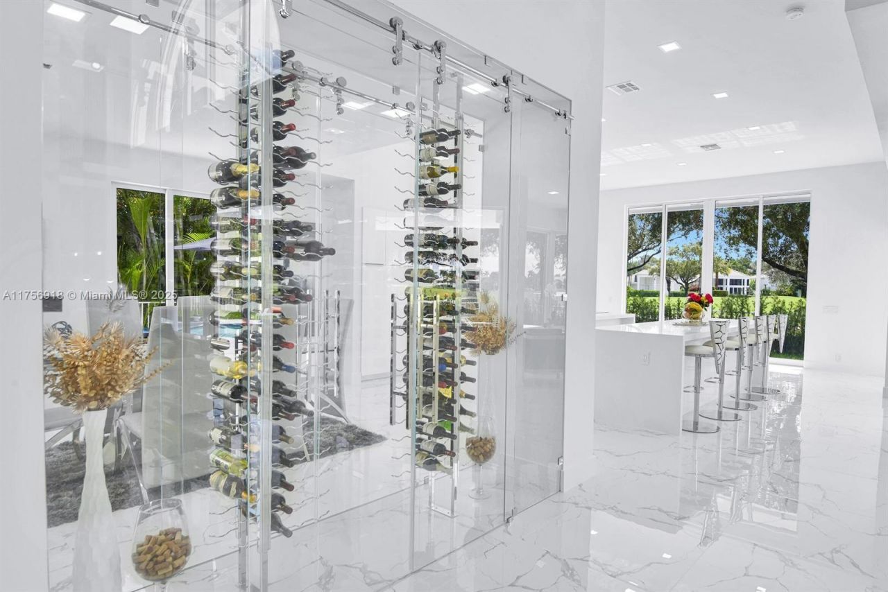 2578 NW 63rd Ln, Boca Raton, FL 33496 Photo