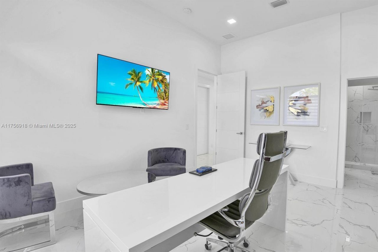 2578 NW 63rd Ln, Boca Raton, FL 33496 Photo