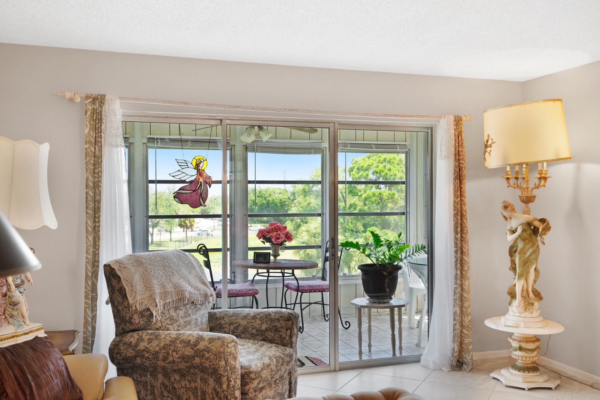 729 Lori Drive, Unit 404, Palm Springs, FL 33461 Photo